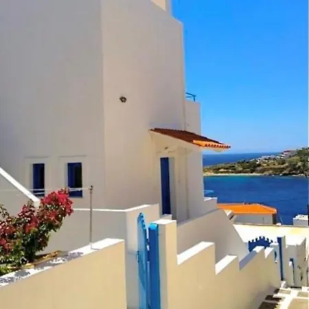Apartamento White & Blue Batsi (Andros)