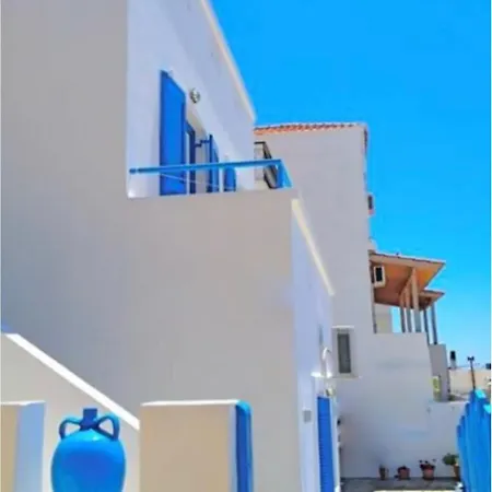 Apartment White & Blue *