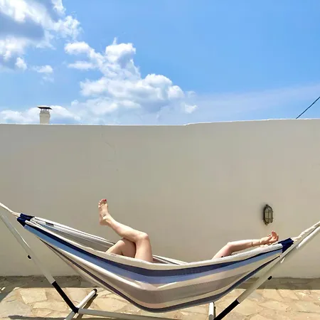 Apartment White & Blue Batsi (Andros)