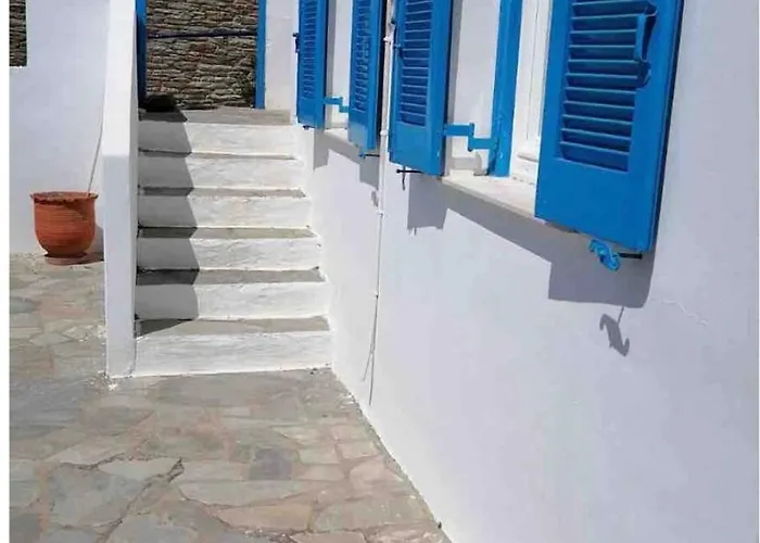 アパート White & Blue