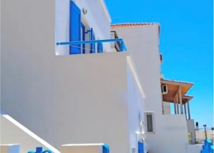 アパート White & Blue *