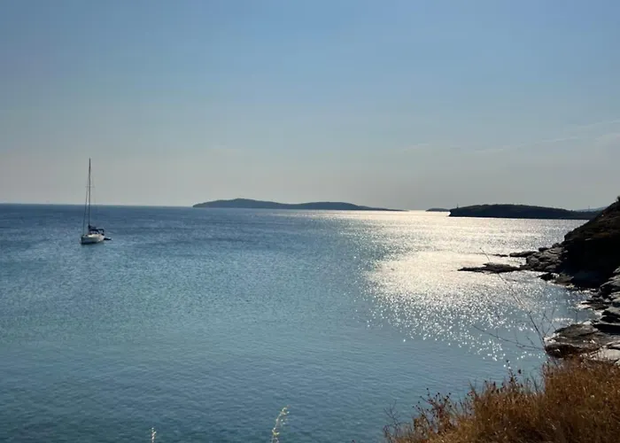 White & Blue アパート